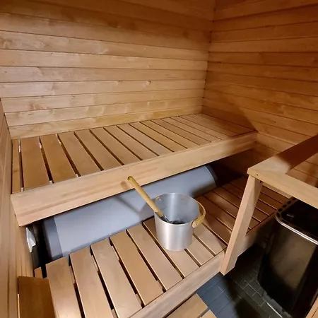 شقة Kuukkeli Teerenpesue E 33 *